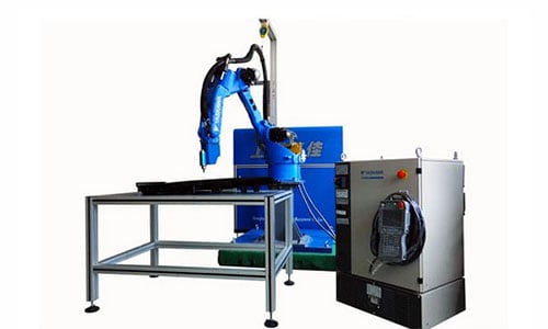 Hệ thống robot 6 trục bơm keo tự động